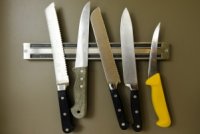Як правильно доглядати за ножами на кухні